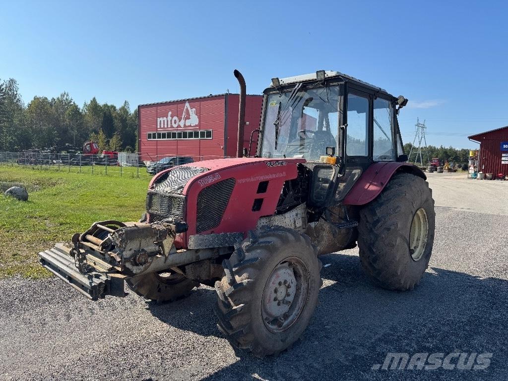 Belarus 1025.4 Miško traktoriai