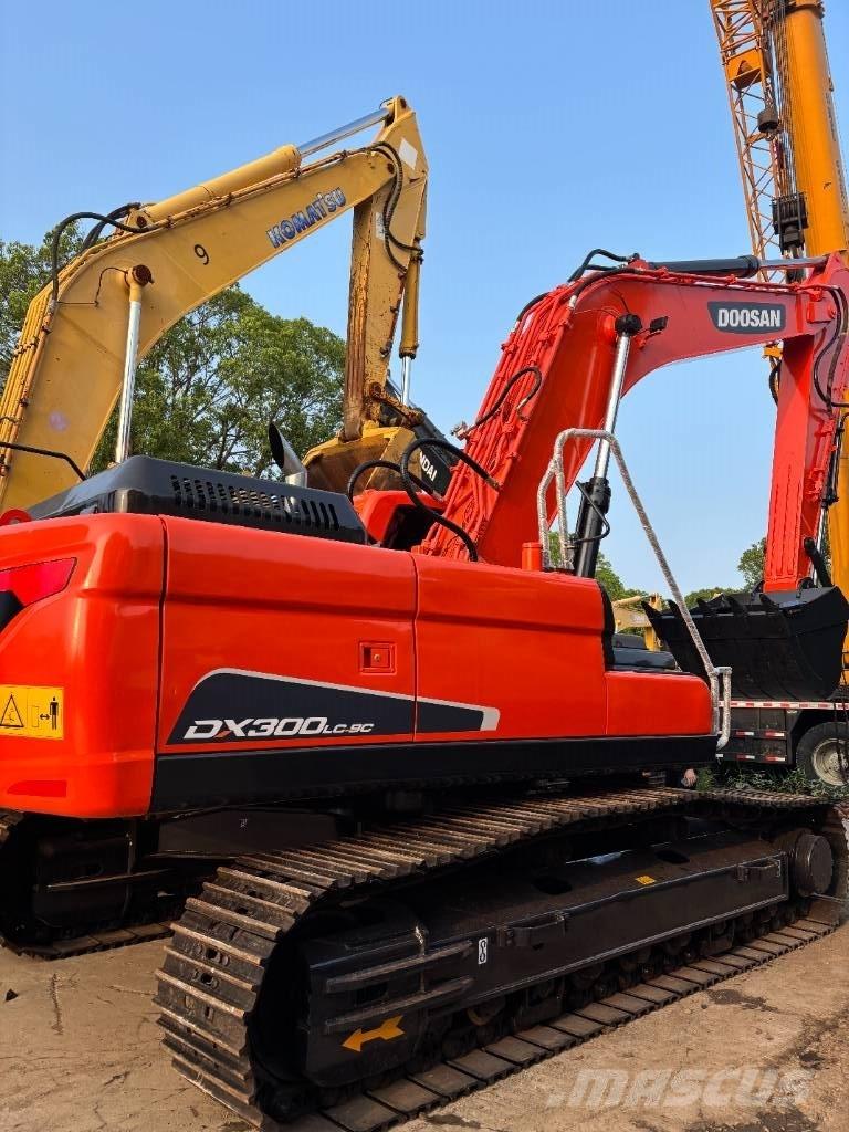 Doosan DX300LC-9C Vikšriniai ekskavatoriai