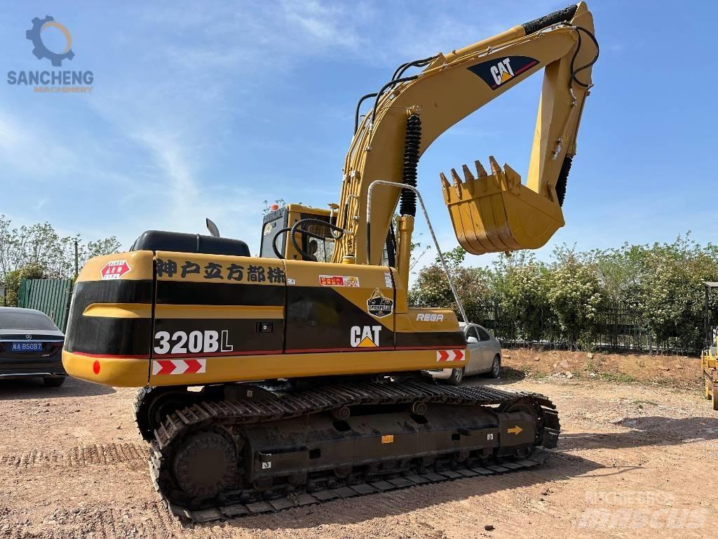 CAT 320 B L Vikšriniai ekskavatoriai