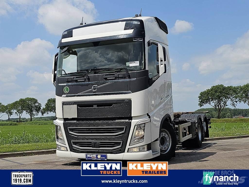 Volvo FH 500 Savivarčiai su kabeliniu keltuvu