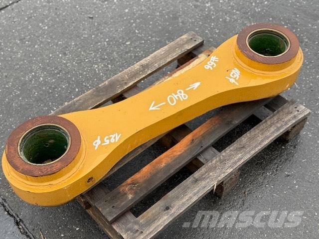 CNH BUCKET LINK Kaušai