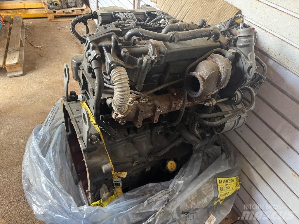  Motor FPT F5HFL413B Varikliai