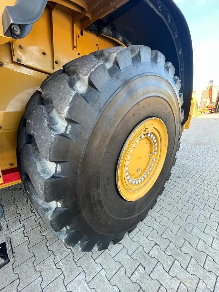 CAT 980 M Naudoti ratiniai krautuvai