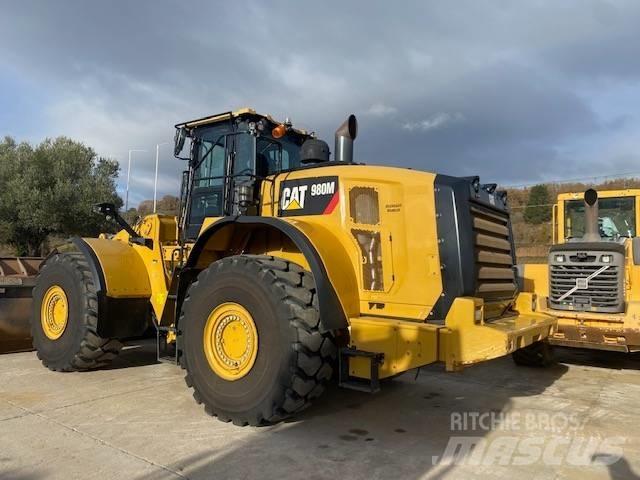 CAT 980 M Naudoti ratiniai krautuvai