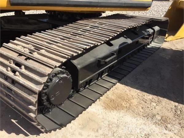 CAT 325 D L Vikšriniai ekskavatoriai