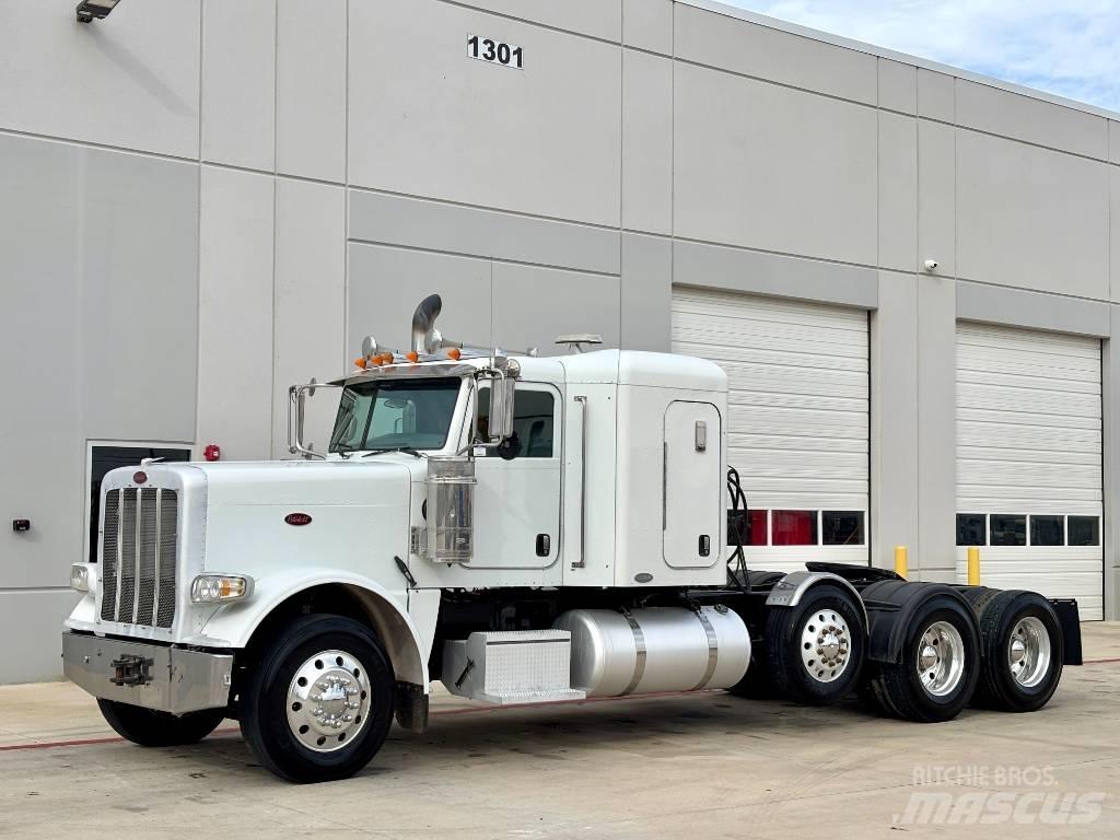 Peterbilt 388 Naudoti vilkikai