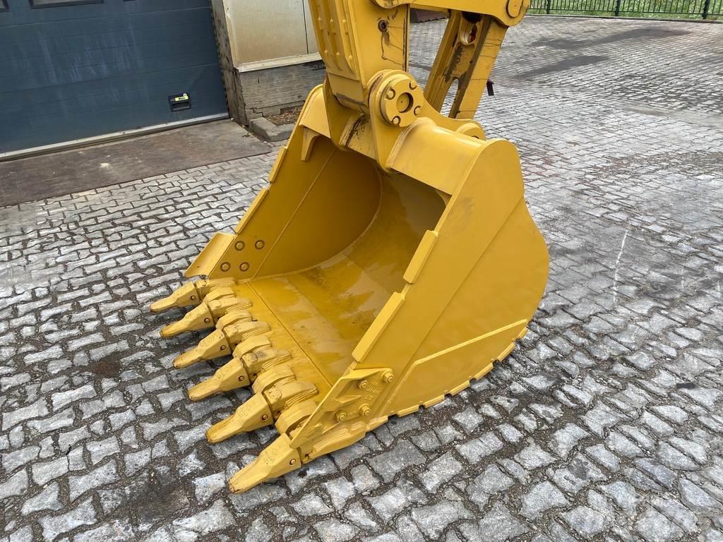 CAT 320D3 Vikšriniai ekskavatoriai