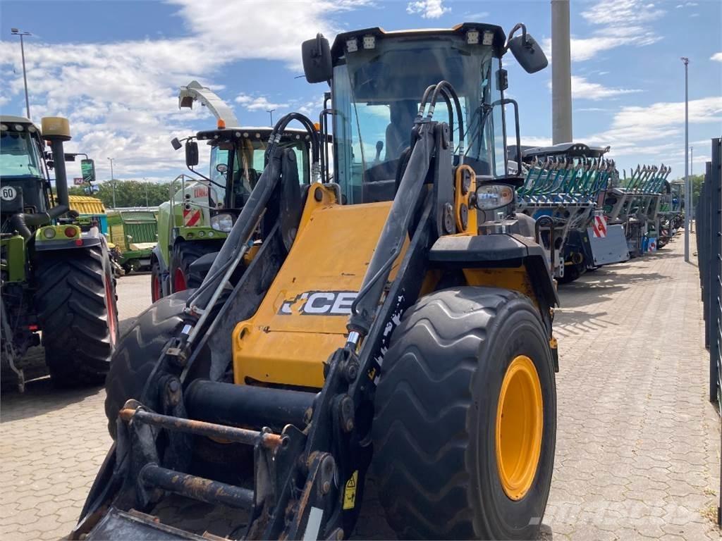 JCB 427 HT Naudoti ratiniai krautuvai