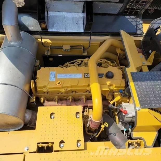 CAT 336 D2 Vikšriniai ekskavatoriai