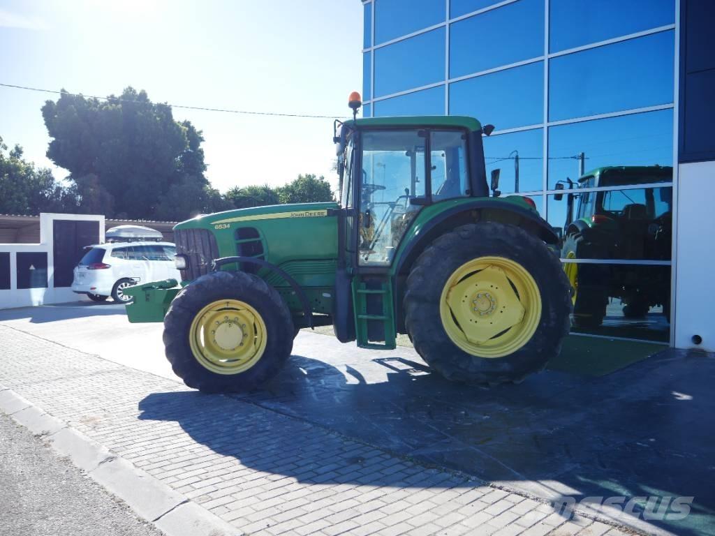 John Deere 6534 Traktoriai