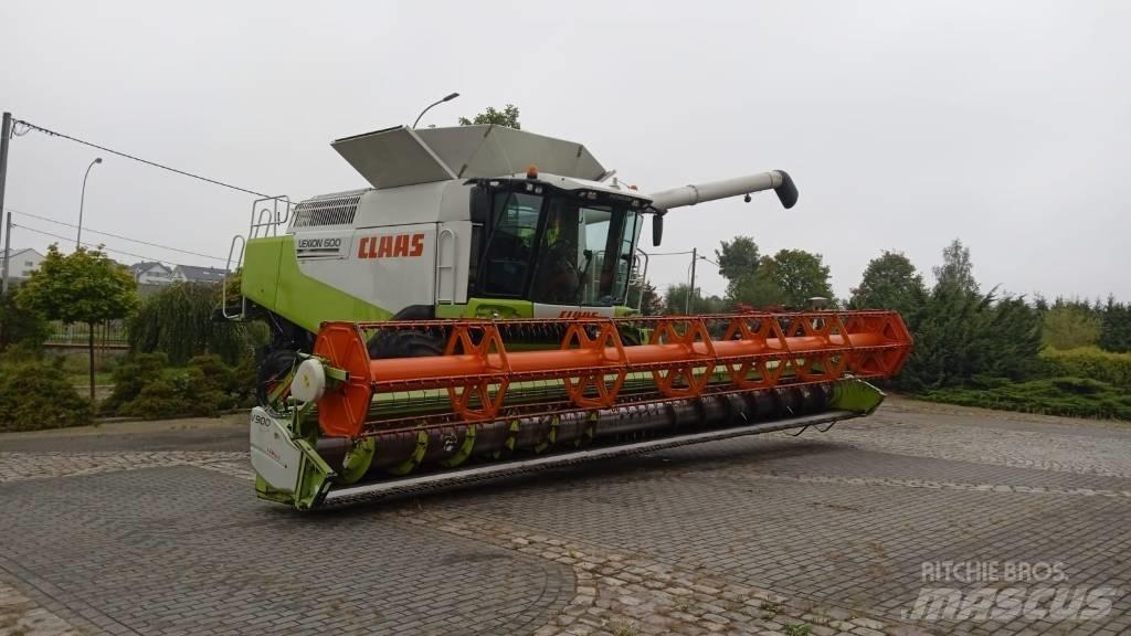 CLAAS Lexion 600 Derliaus nuėmimo kombainai