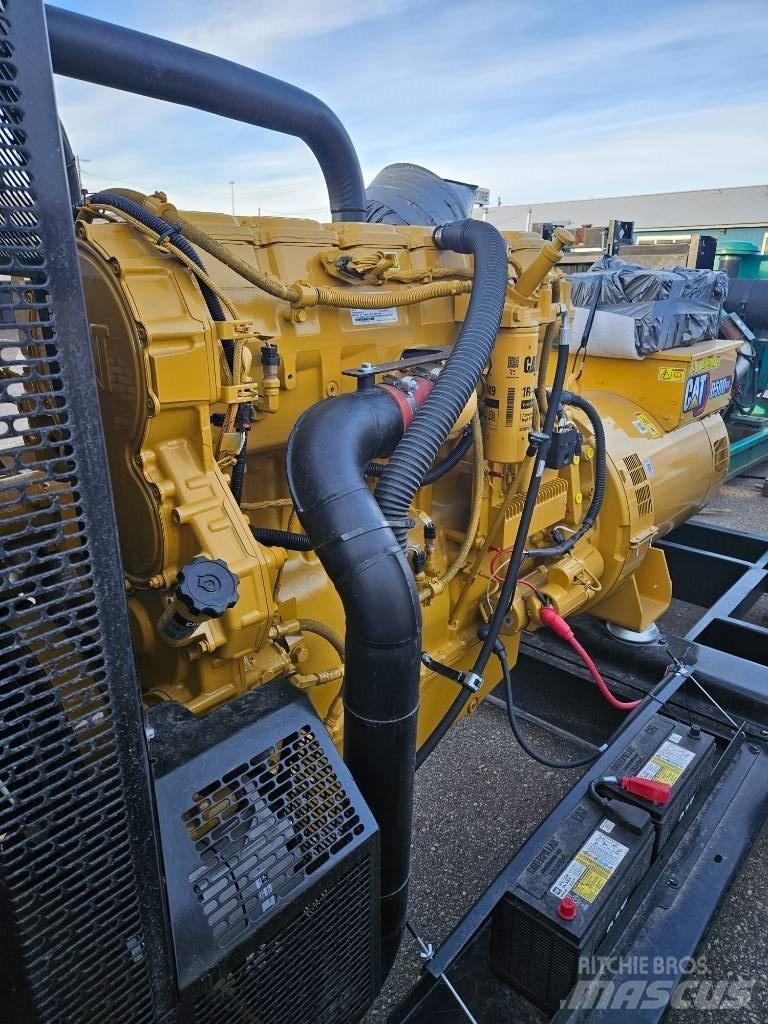 CAT C 15 Dyzeliniai generatoriai