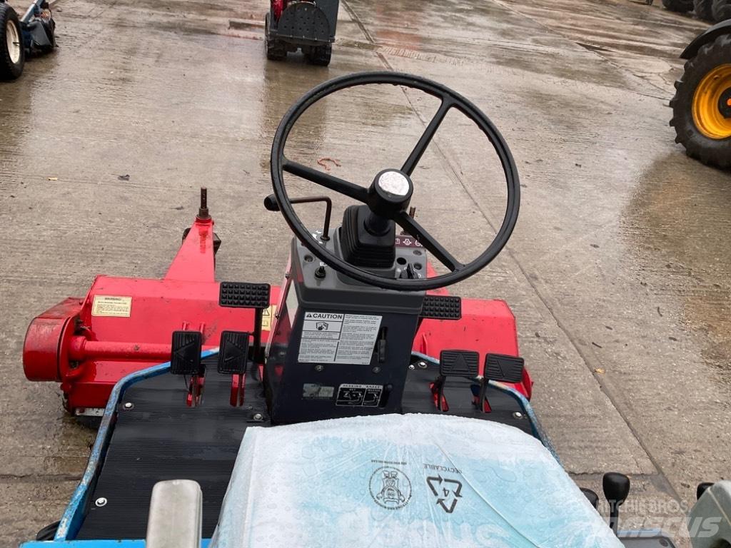 Iseki SF300 Sodo traktoriukai-vejapjovės