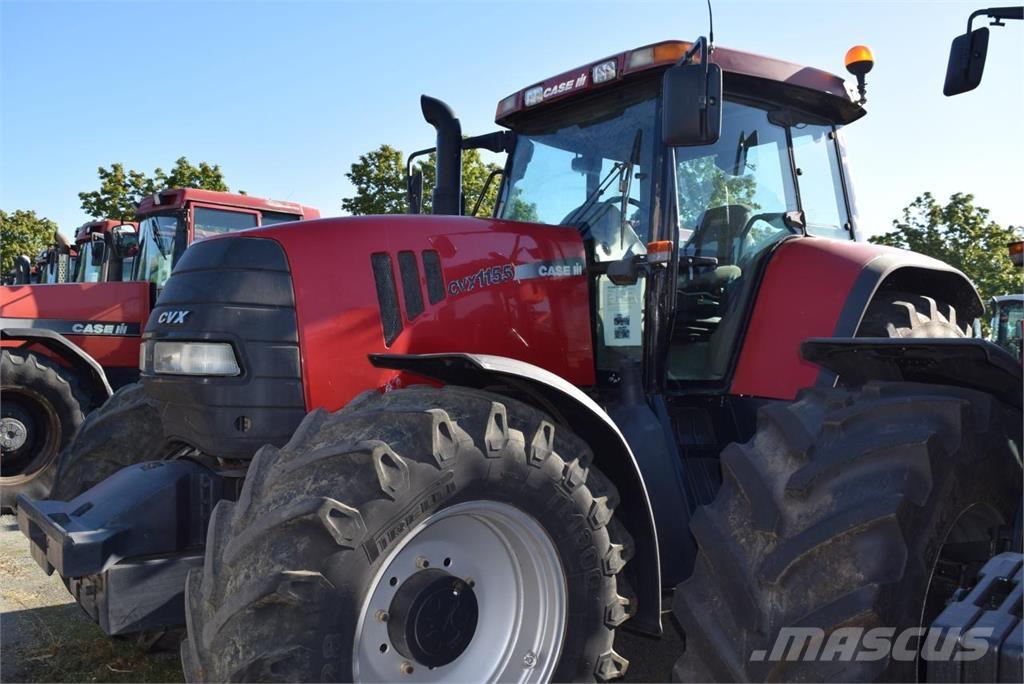 Case IH CVX 1155 Traktoriai