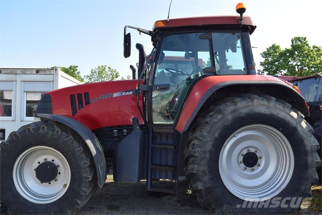 Case IH CVX 1155 Traktoriai