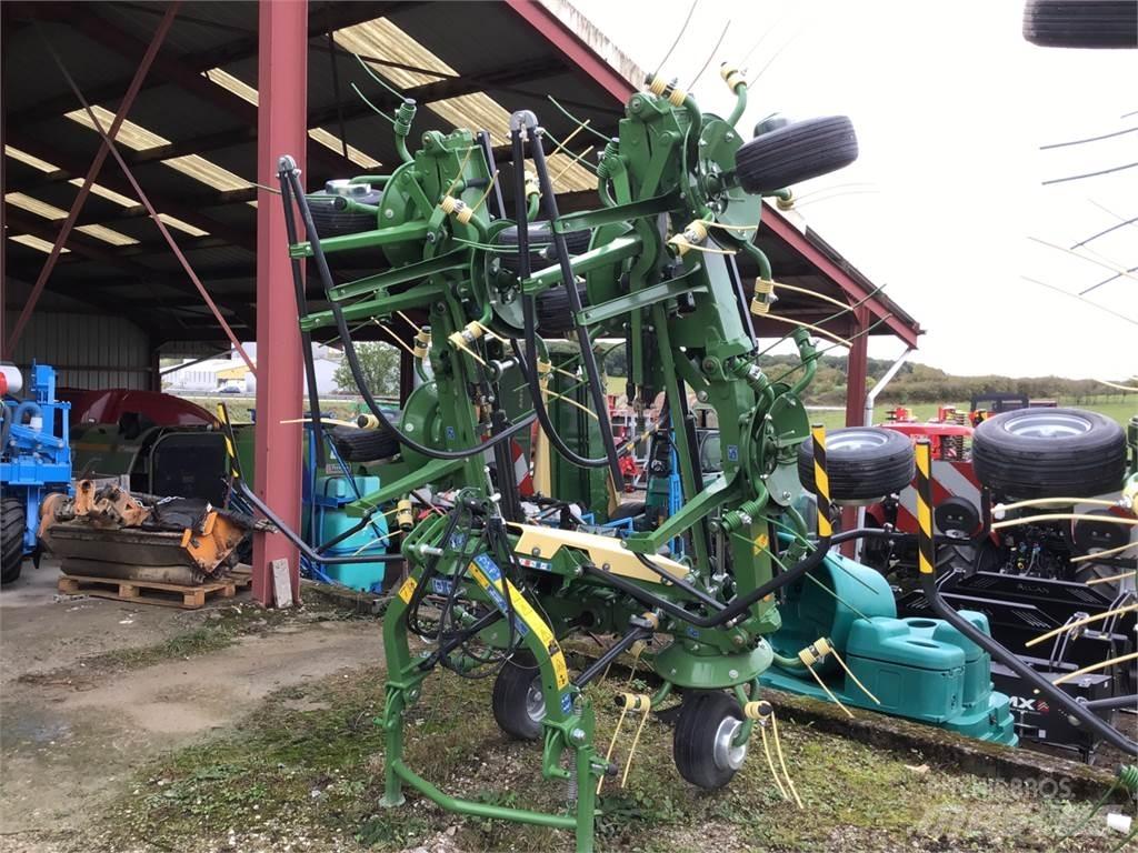 Krone Vendro 820 Šieno grėbliai ir vartytuvai