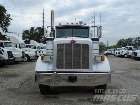 Peterbilt 367 Naudoti vilkikai