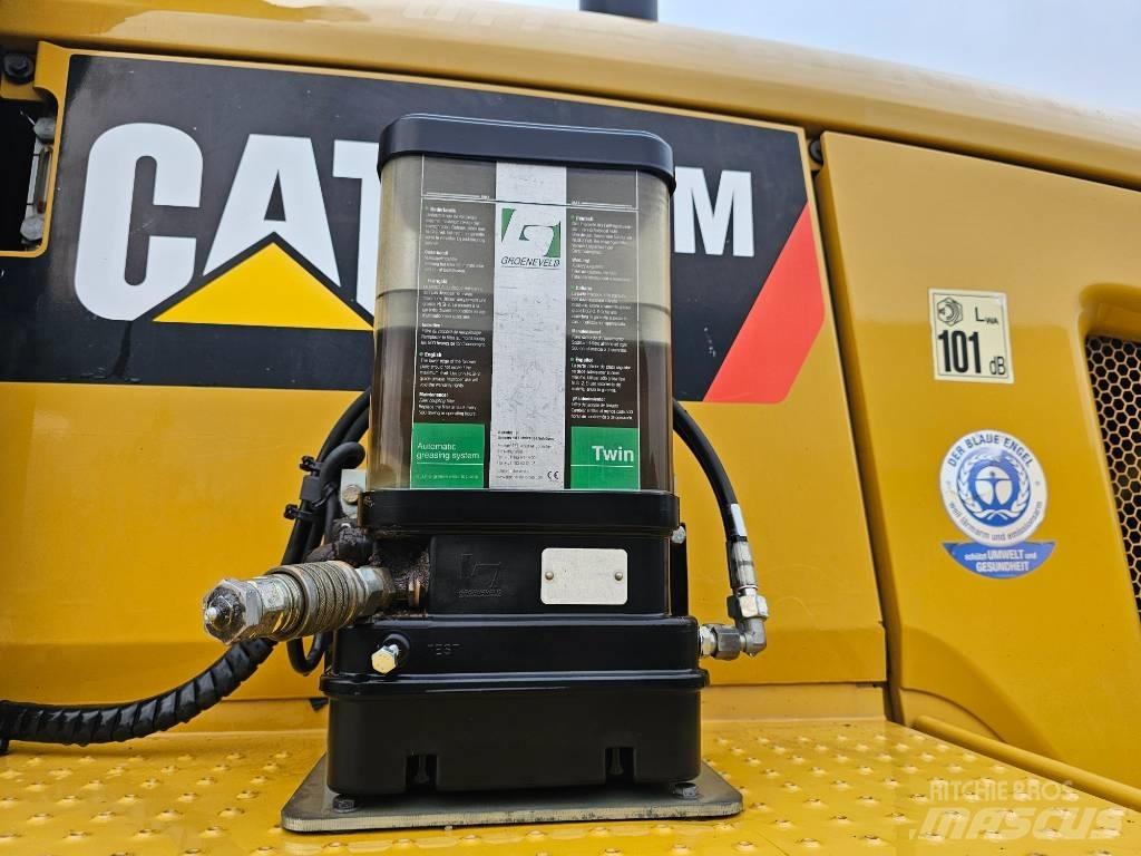 CAT 938 M Naudoti ratiniai krautuvai