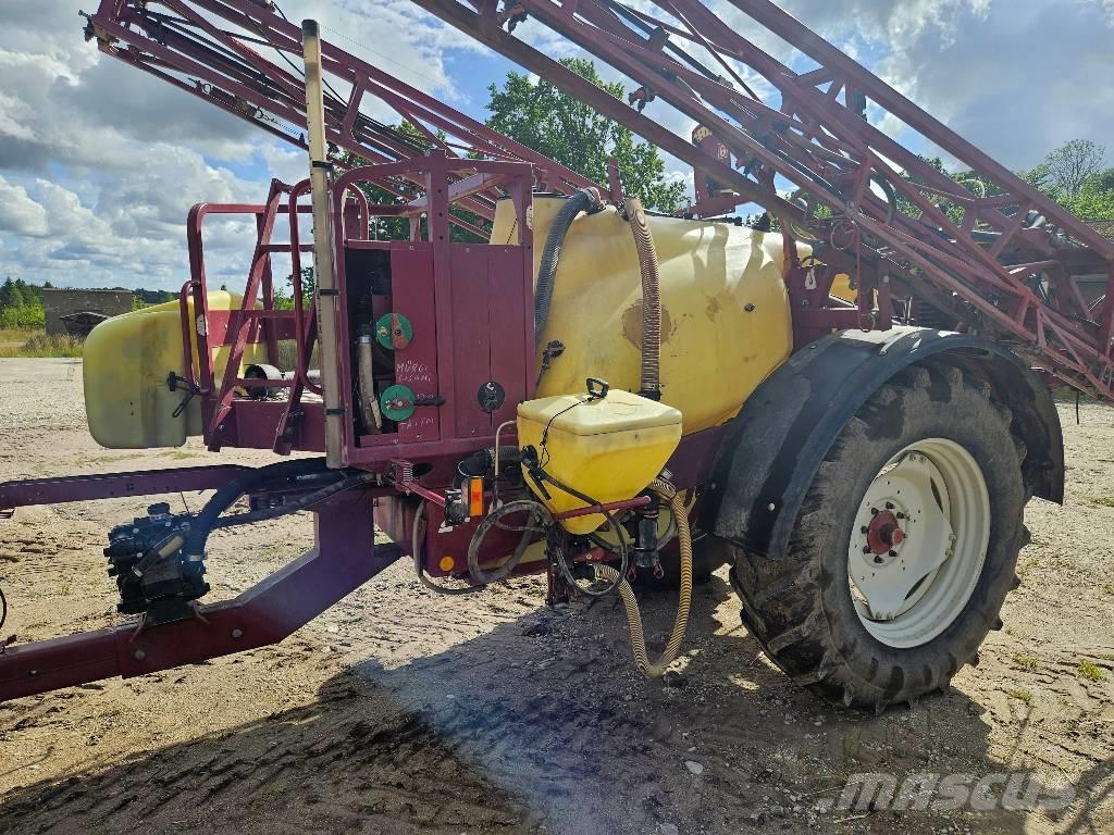 Hardi Commander 2800 Prikabinami purkštuvai