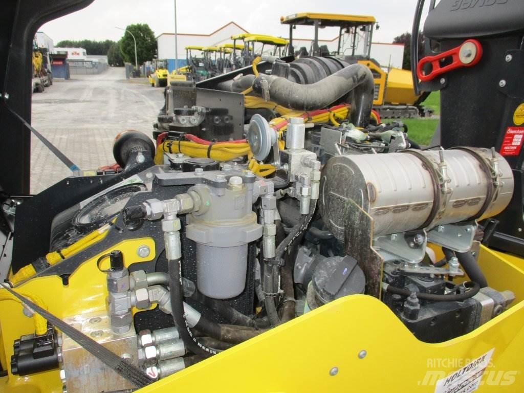 Bomag BW 138 AD-5 Porinių būgnų volai