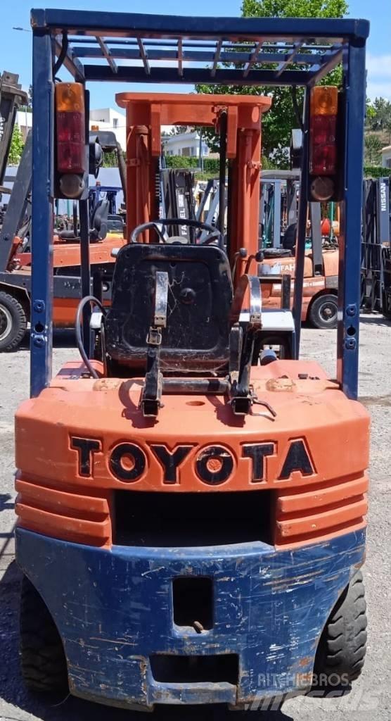 Toyota 42-5FGF15 LPG (dujiniai) krautuvai
