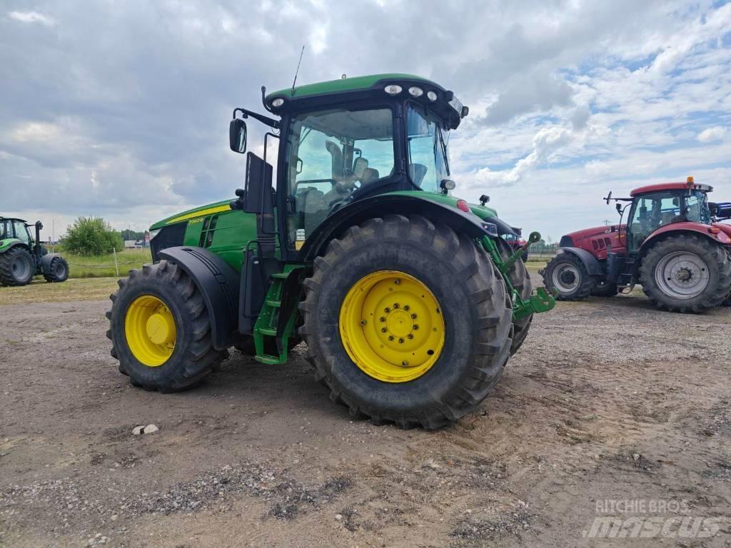 John Deere 7260 R Traktoriai