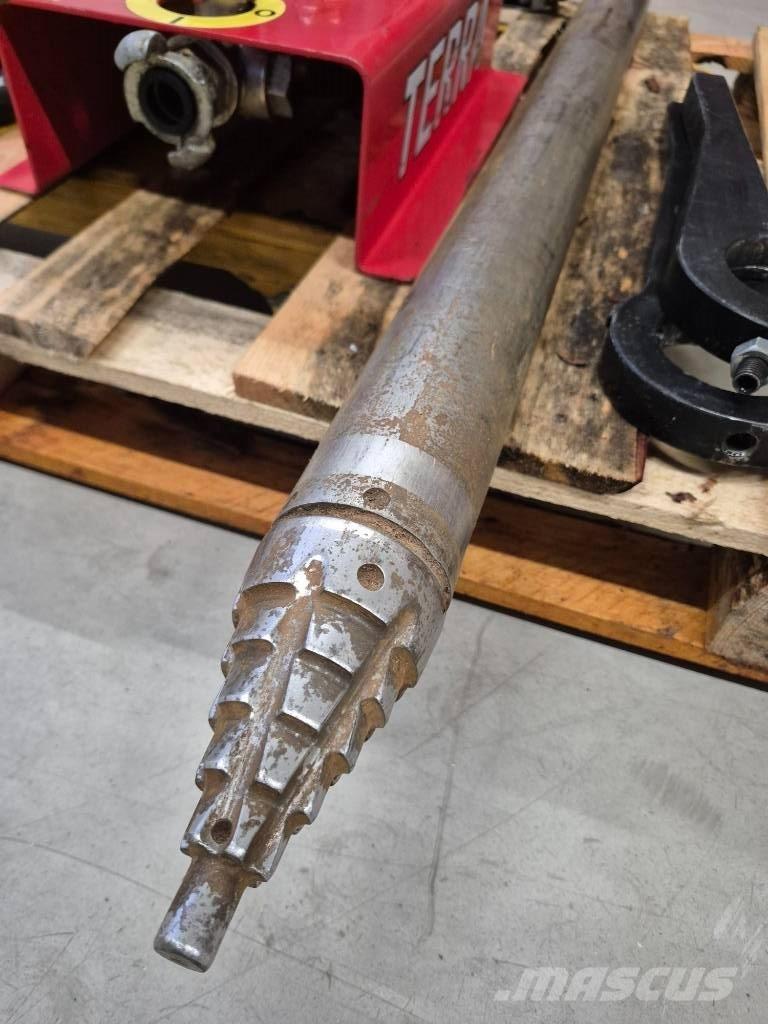 Terra TU 068 SK Horizontali kryptinė gręžimo įranga