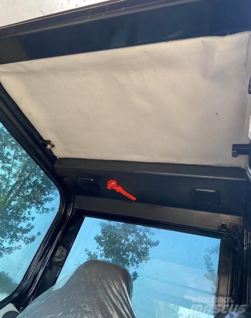CAT 307 Vikšriniai ekskavatoriai