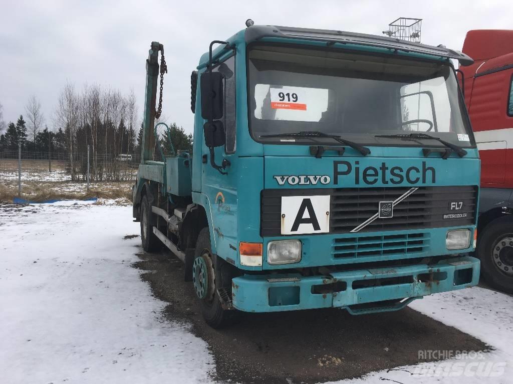 Volvo FL7 Sunkvežimiai su keliamuoju kabliu