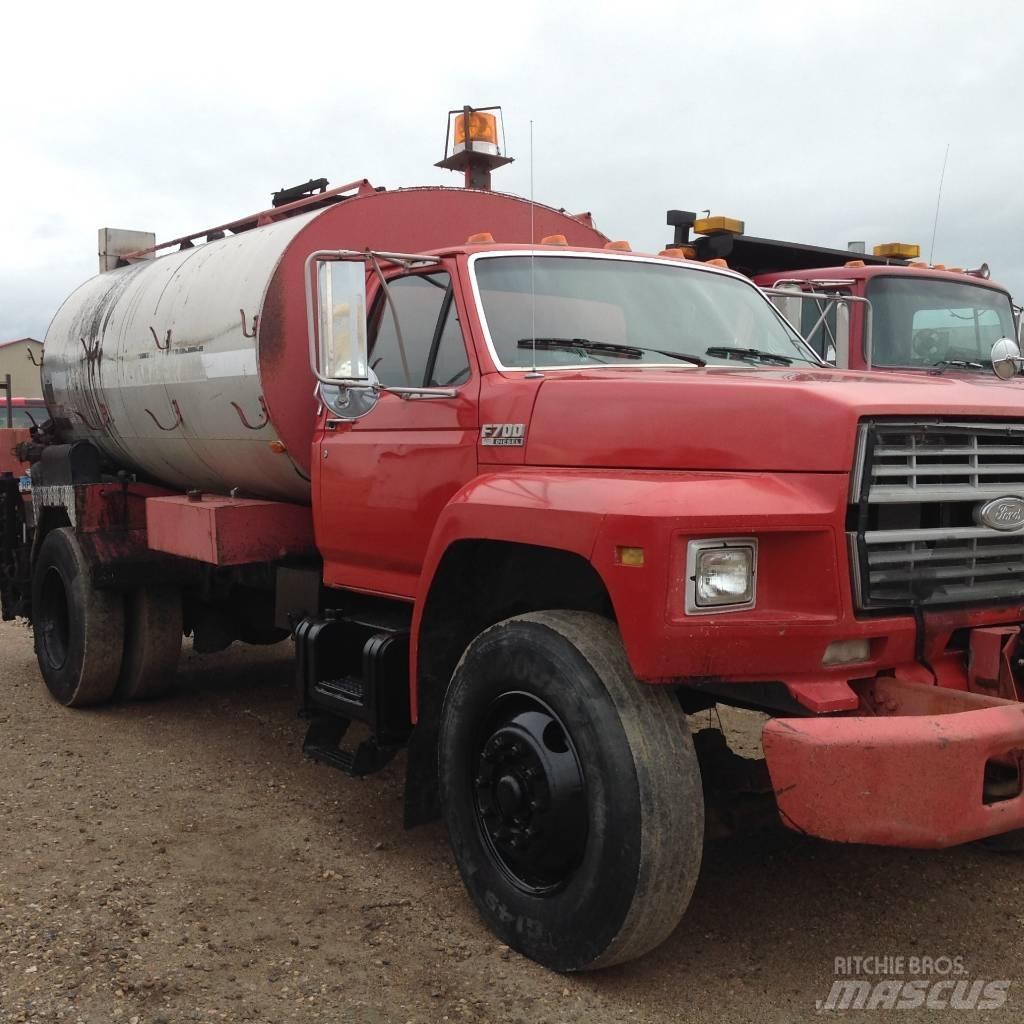 Ford F 700 Betonvežiai