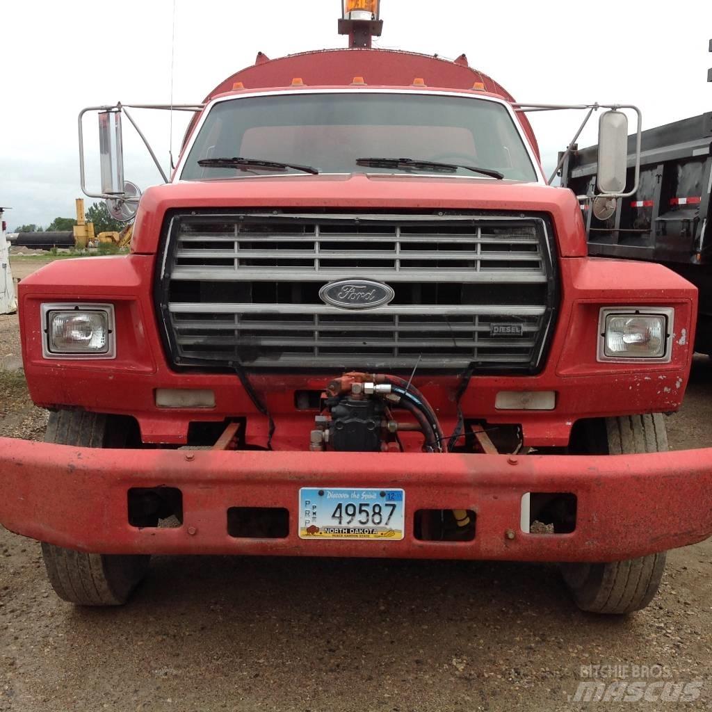 Ford F 700 Betonvežiai