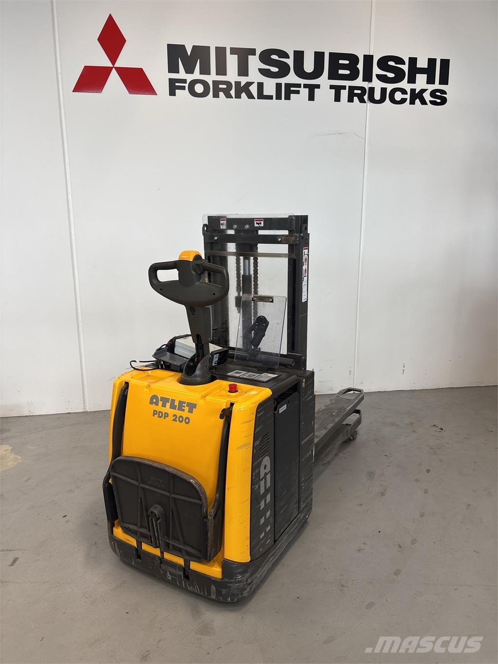 Atlet PDP200 Savaeigiai rietuvai