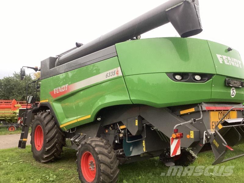 Fendt 6335 C T4 Derliaus nuėmimo kombainai