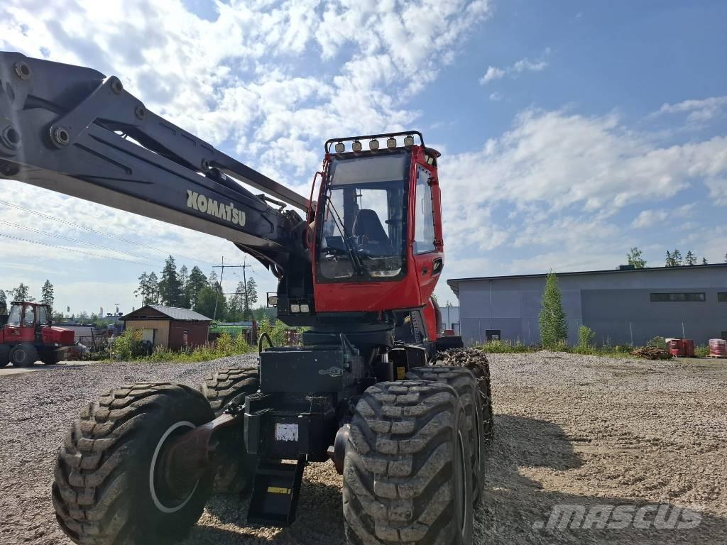 Komatsu 931 XC Miško technika (Harvesteriai)