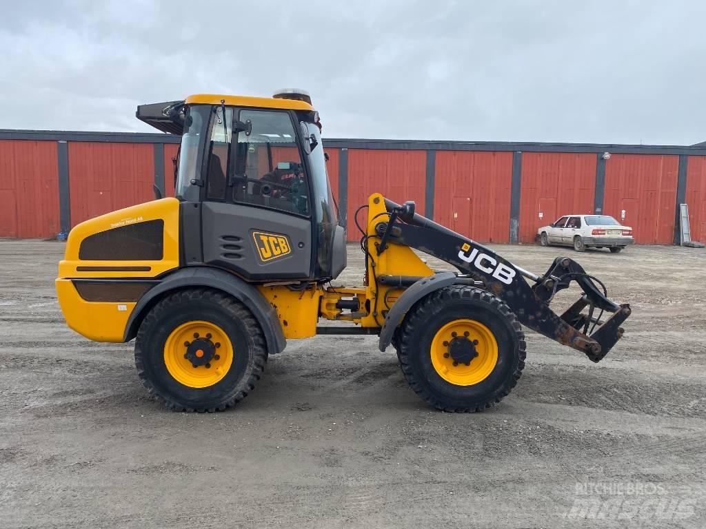 JCB 409 Teleskopiniai krautuvai žemės ūkiui
