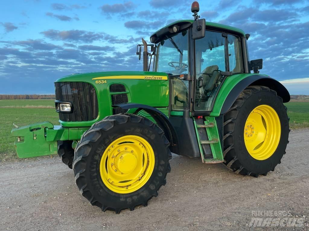 John Deere 6534 Traktoriai
