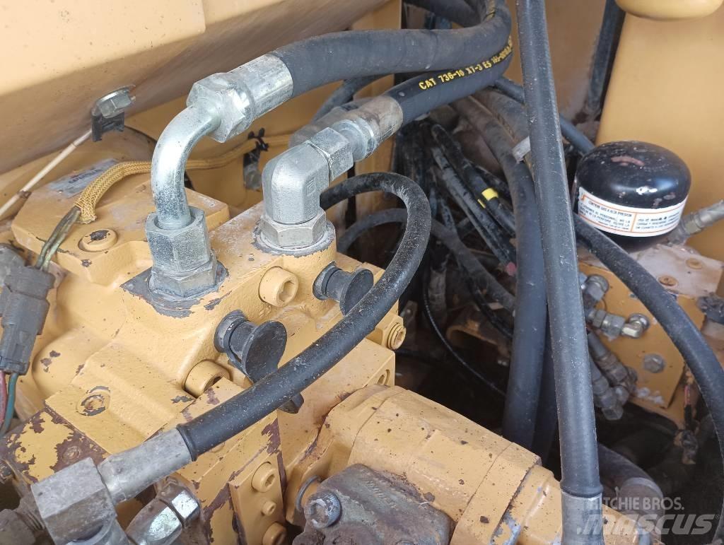 CAT 307 B Vidutinės galios ekskavatoriai 7-12 t