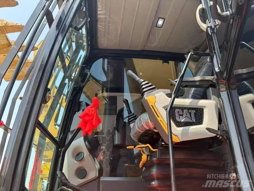 CAT 345GC Vikšriniai ekskavatoriai