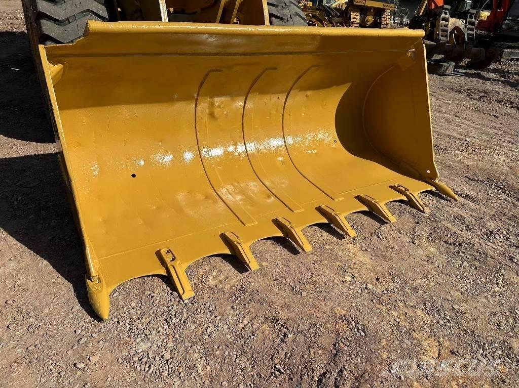 CAT 966H Naudoti ratiniai krautuvai
