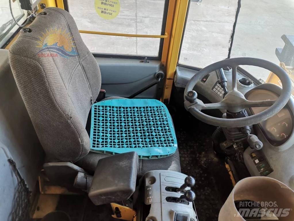 Volvo L 120 E Naudoti ratiniai krautuvai