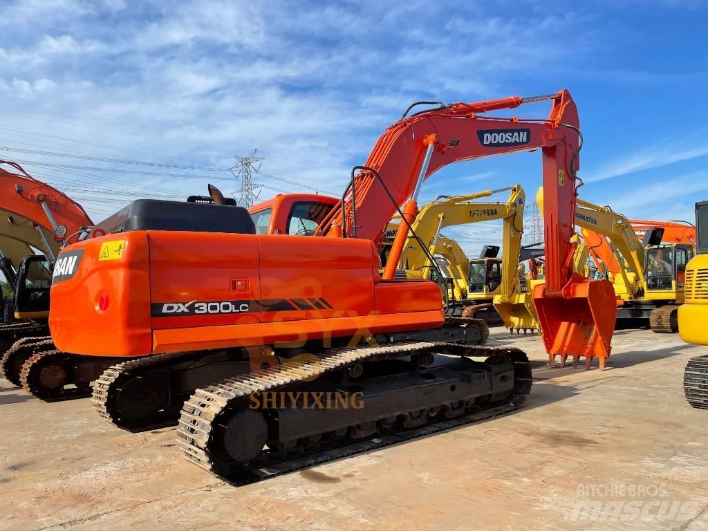 Doosan 300LC Vikšriniai ekskavatoriai