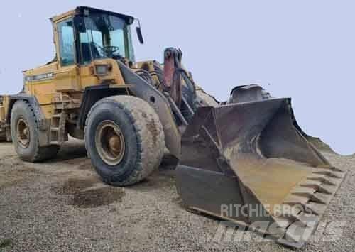 Volvo L 120 C Naudoti ratiniai krautuvai