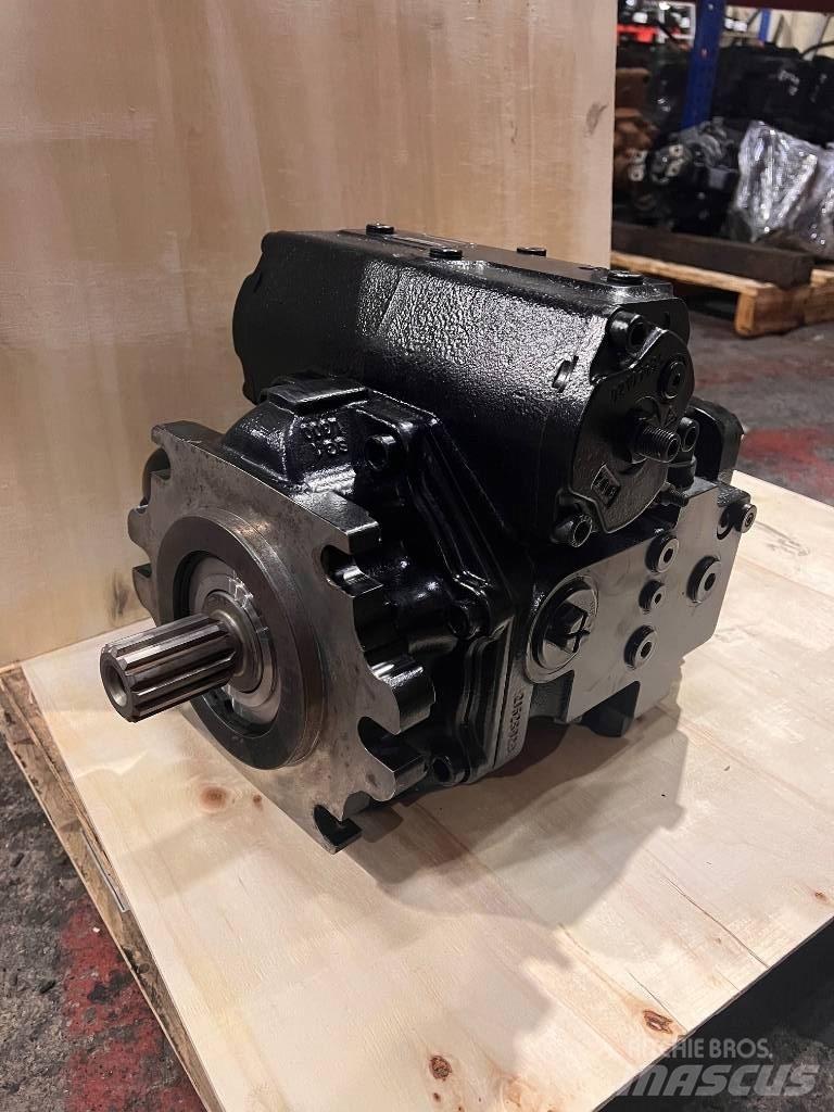 John Deere F704371 Hidraulikos įrenginiai