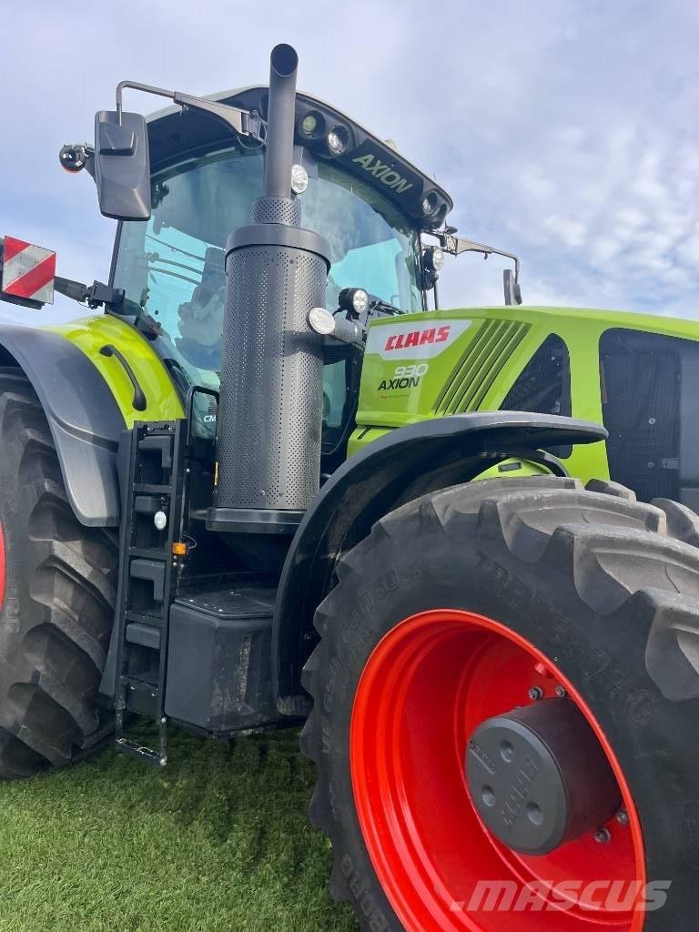 CLAAS AXIO 930 Traktoriai