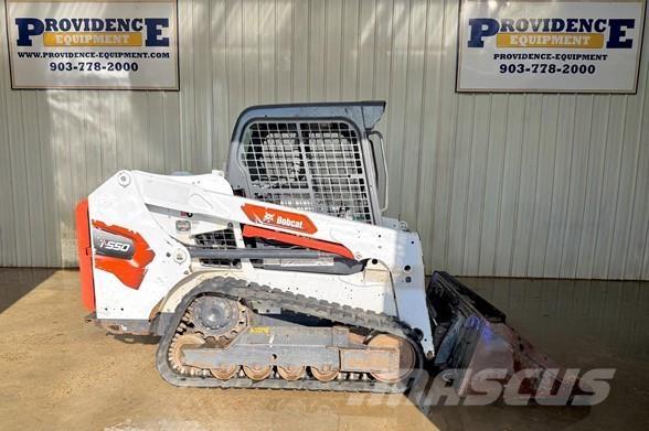 Bobcat T550 Krautuvai su šoniniu pasukimu