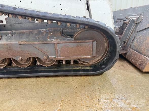 Bobcat T770 Krautuvai su šoniniu pasukimu