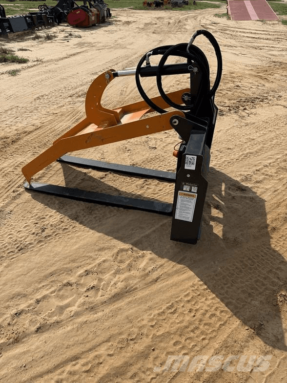 CASE 586H Visureigiai krautuvai