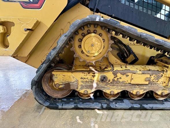 CAT 299D3 Krautuvai su šoniniu pasukimu