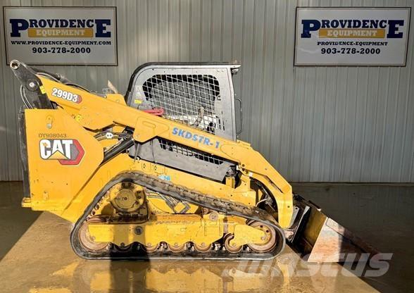 CAT 299D3 Krautuvai su šoniniu pasukimu