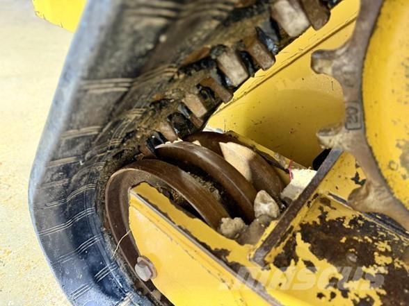 CAT 299D3 Krautuvai su šoniniu pasukimu